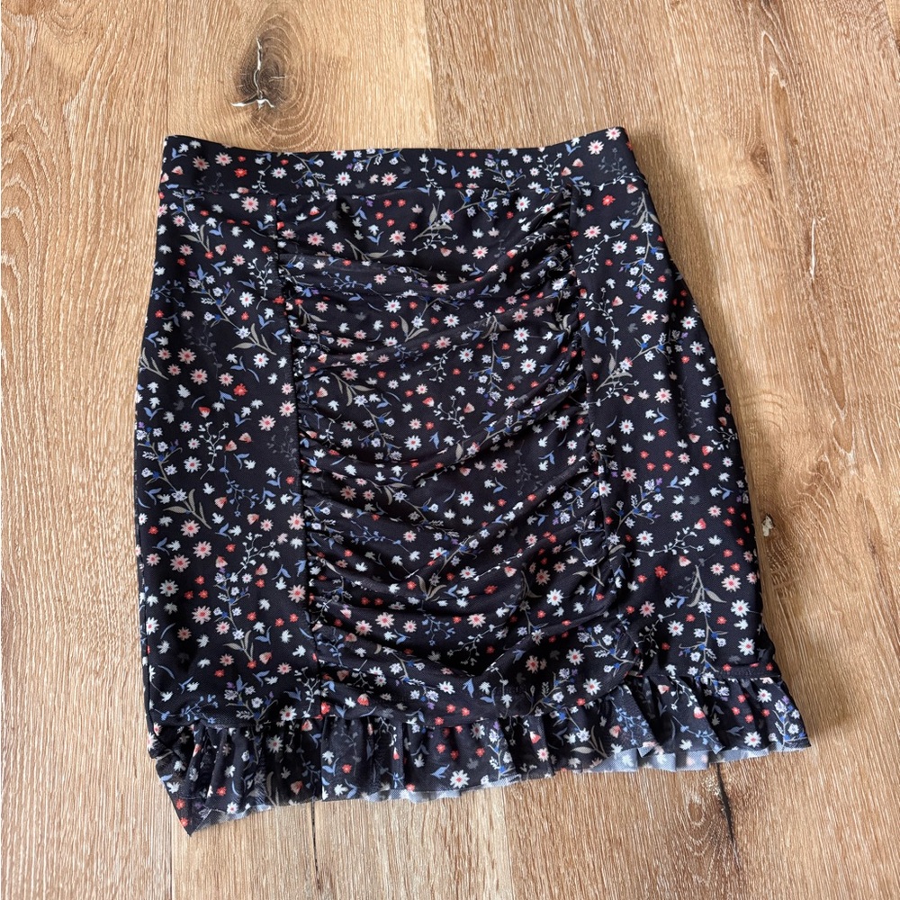 Free People Black Ruched Floral Mini Skirt Size XS